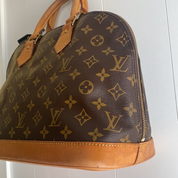 Louis Vuitton Monogram ALMA PM SATCHEL BAG ~💯  Authentic - Picture 13 of 15